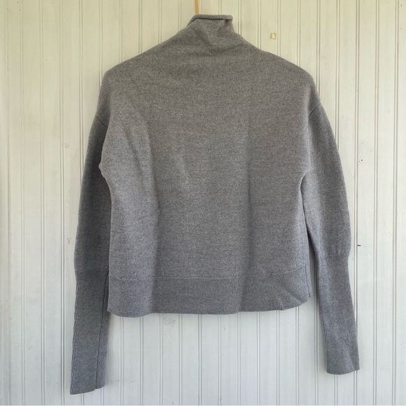 Aritzia Wilfred Gray Grey Roll neck Semi Cropped Merino Wool Sweater Size Small* - Picture 2 of 8